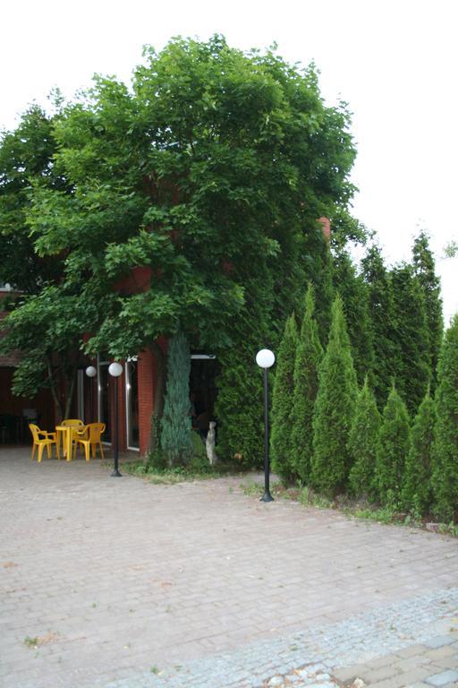 Hotel TenisHouse Marki  Buitenkant foto